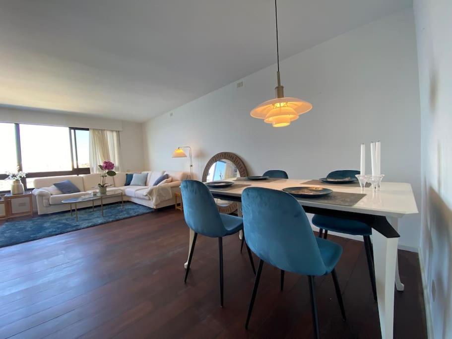 100 M2 Penthouse On The Beach. Patalavaca Extérieur photo