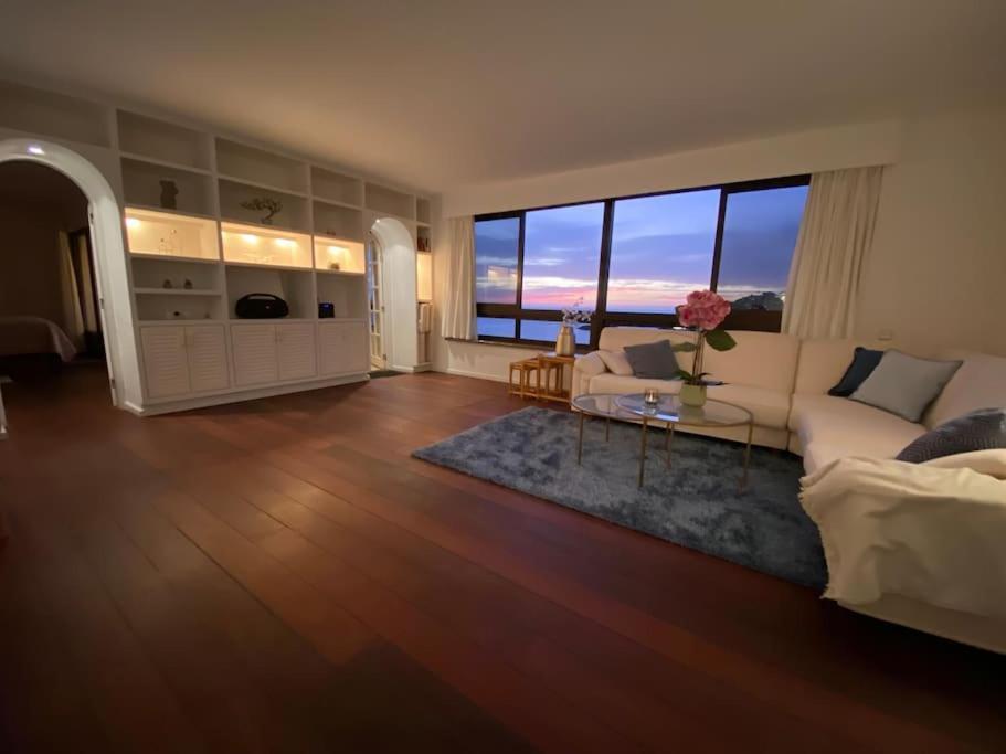 100 M2 Penthouse On The Beach. Patalavaca Extérieur photo